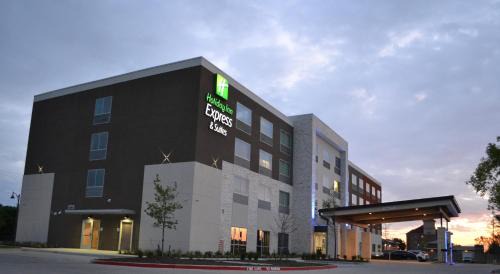 McKinney Hotel | Holiday Inn Express & Suites McKinney - Frisco East by IHG