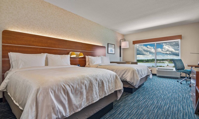Florida Central Atlantic Coast Hotel | Holiday Inn Express & Suites Orlando - Lake Buena Vista by IHG