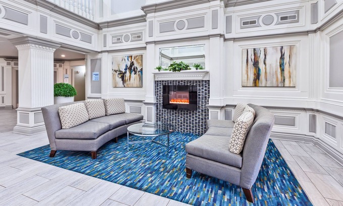 Carmel Hotel | Holiday Inn Express & Suites - North Carmel / Westfield by IHG
