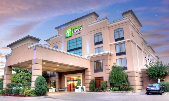 Tyler Hotel | Holiday Inn Express Suites South - Tyler by IHG