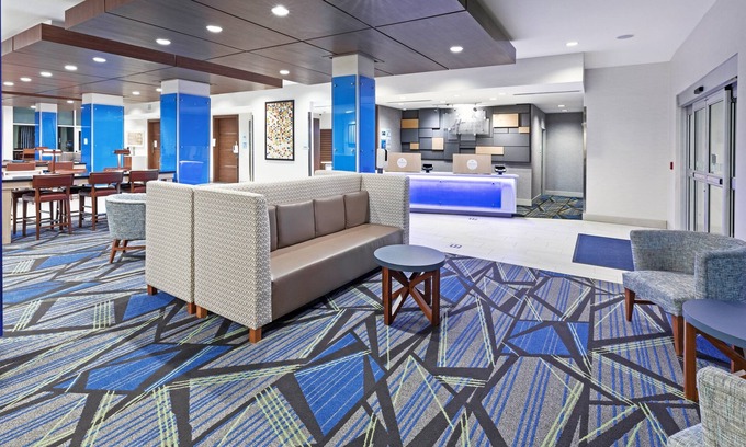 Sanger Hotel | Holiday Inn Express & Suites Denton - Sanger by IHG
