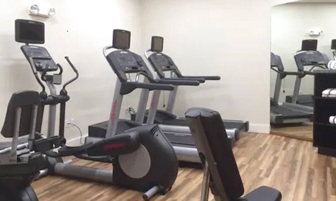 Historic Downtown La Crosse Hotel | Holiday Inn Hotel & Suites La Crosse, an IHG Hotel