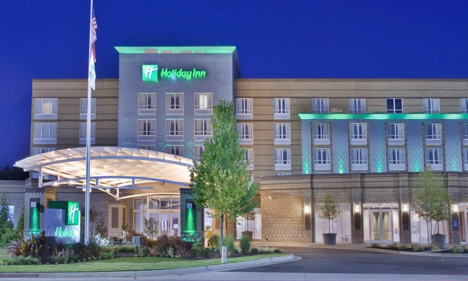 Macon Hotel | Holiday Inn Macon North by IHG