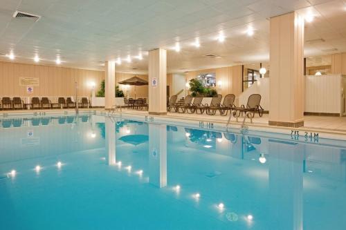 Downtown Portland Hotel | Holiday Inn Portland-By the Bay by IHG