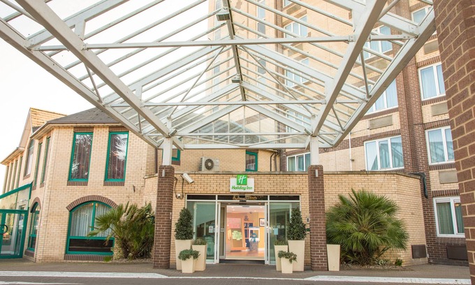 Slough Hotel | Holiday Inn Slough - Windsor by IHG