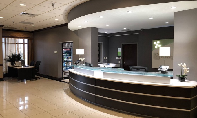Boardman Hotel | Holiday Inn Youngstown South by IHG