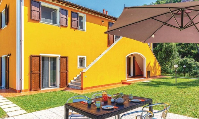 Carrara Casa | Holiday Raffaello