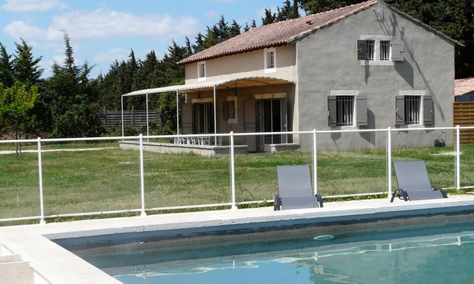 Fontvieille Chalet De Esquí | Casa con aire acondicionado y piscina en Fontvieille, Alpilles 8 personas