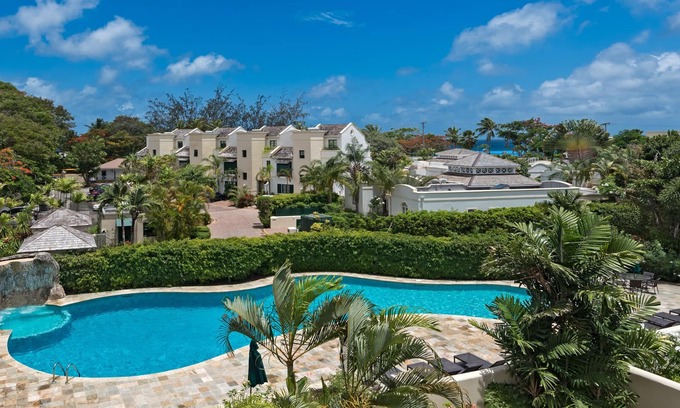 Mullins Casa | Alquiler de vacaciones en la bahía de Mullins. Corto paseo a la playa de Mullins. Incluye un cocinero.