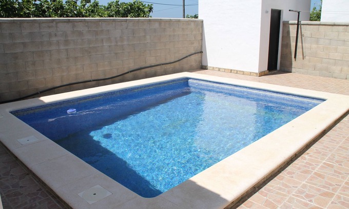 Campano Chalet De Esquí | Chalet con Piscina en Roche