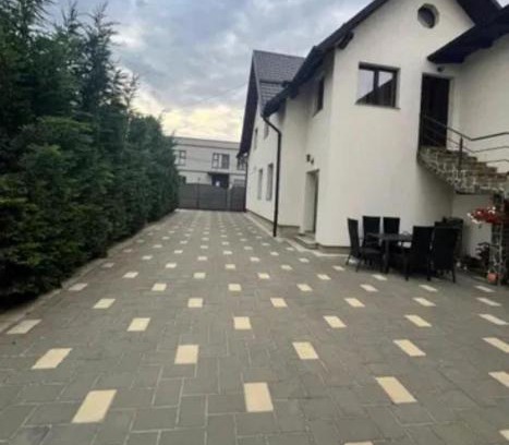 Radauti Apartamento | Holidays Home 4 You