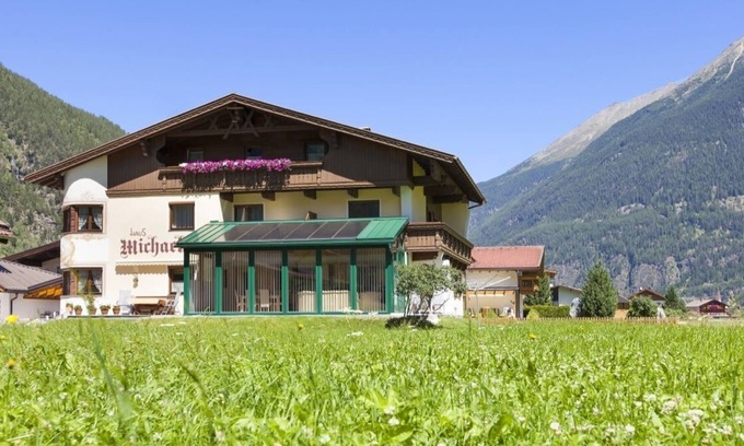 Runhof Apartamento | Vacaciones en una ubicación privilegiada - invierno y verano - las mejores áreas de esquí (por ejemplo, Sölden) cercanas
