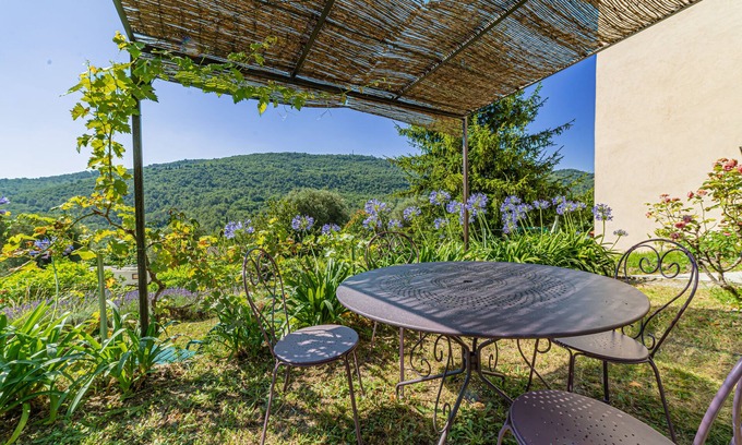 Le Bar-sur-Loup Casa | Ubicaciones-06 La Maison De Noelie 1er piso Casa rural de 4 estrellas en agroturismo