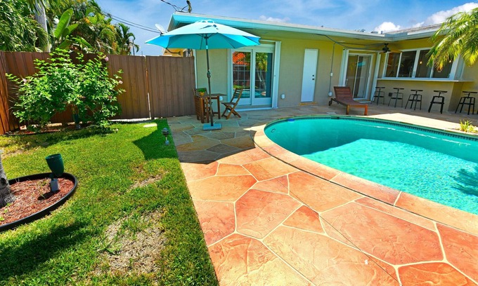 Imperial Point Apartamento | Holidays Sale | 20-40% discounts | Pool available | Beach 5min | Grill