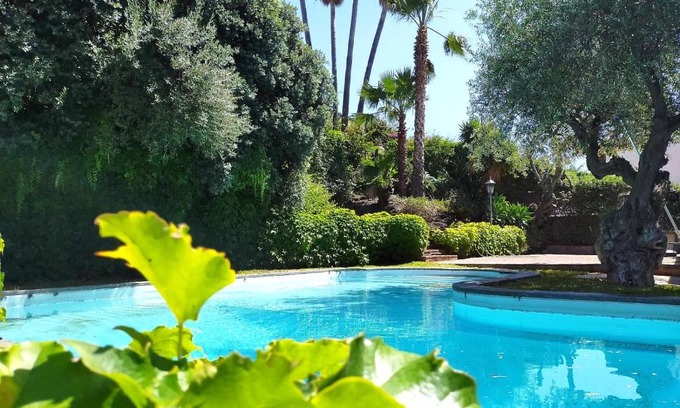 Cannizzaro Villa | Holidays & Sea Luxury Villa