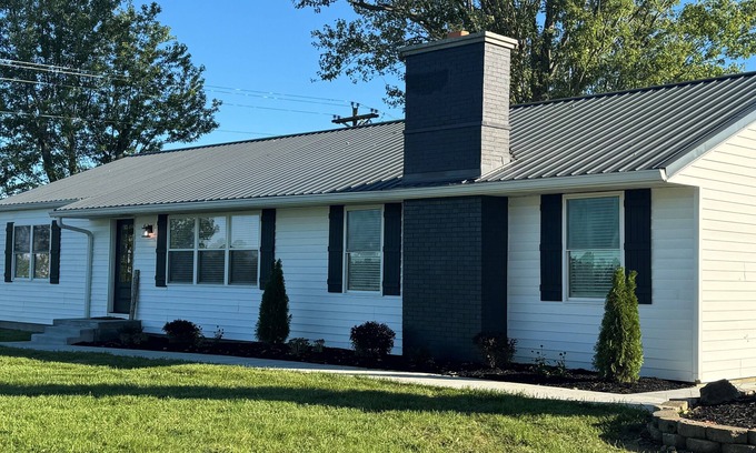Williamstown Casa | Holland Hideaway, Newly remodeled, less than 5 miles from The Ark Encounter