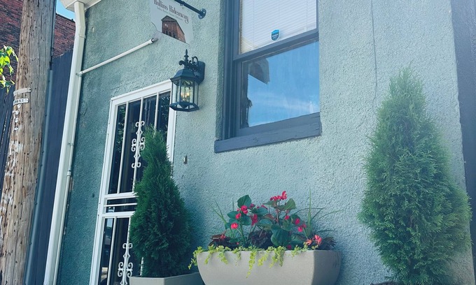 Downtown Baltimore Apartamento | Hollins Hideaway: A Cozy Retreat