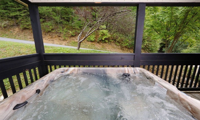 Pigeon Forge Chalet De Esquí | Holly Grove 1 - Three Bedroom Chalet