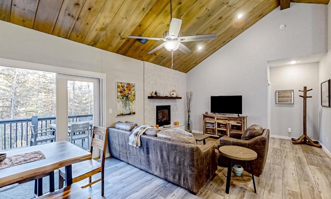 Tarheel Casa | Holly Hill
