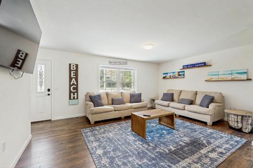 Ocean View Casa | Holly Park - 36568 Berry Ct