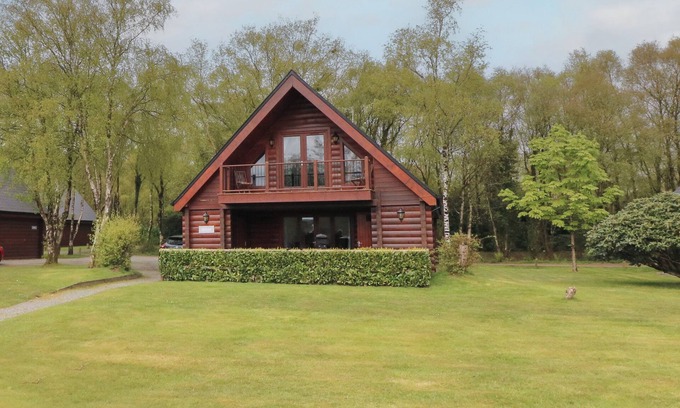 Bridgetown Cabaña | HOLLY, pet friendly, luxury holiday cottage, with a garden in Dolton