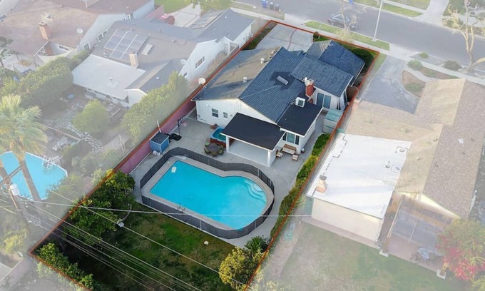 Valley Glen Casa | Hollywood Dream REMODELED Pool Home 5 Bedrooms