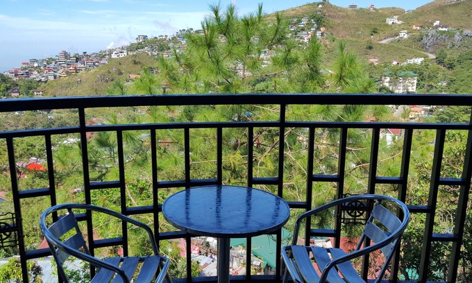 Baguio Hotel | Hollywood Drive-In Hotel