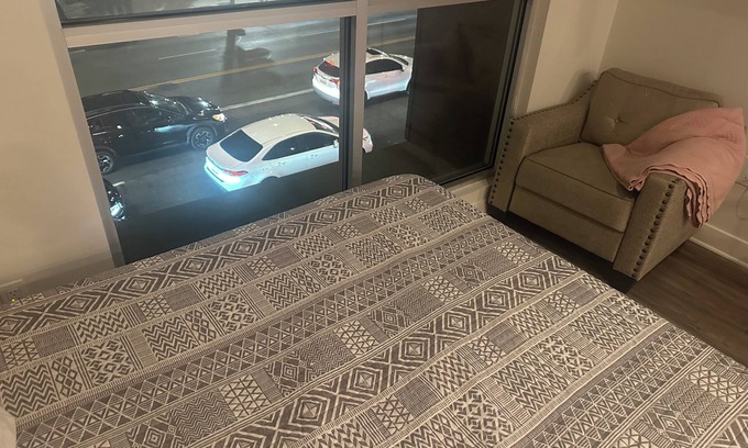 Hollywood Hotel | Hollywood Walk of Fame 2 beds, parking