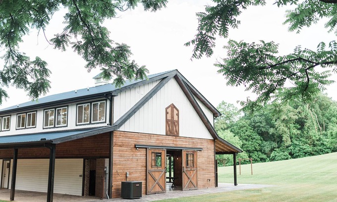 Knoxville Casa | Holston Springs Private Lodge in Knoxville, TN w/ Hot Tub Spa