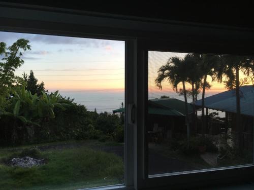Honalo Casa | Holualoa bungalows