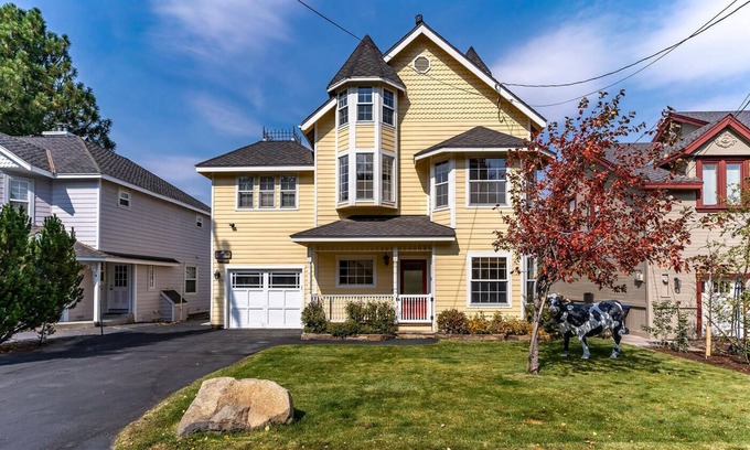 Downtown Casa | Holy Cow Downtown Riverfront with Private Hot Tub, fishing, shopping, dining