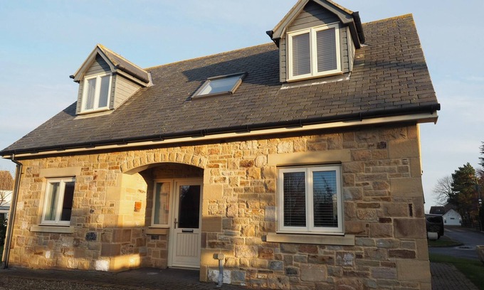 Berwick-upon-Tweed Casa | Holy Island está a solo 5 minutos de esta cabaña magníficamente equipada.