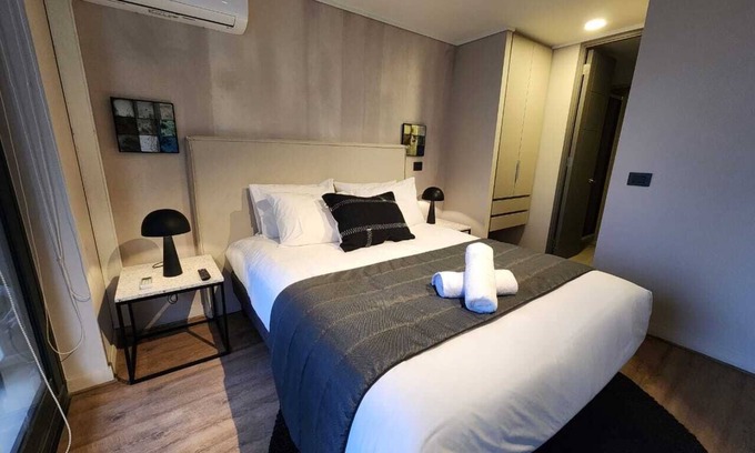 Nunoa Apartamento | HOM I Inmejorable Depto 4PAX Ñuñoa Estacionamiento