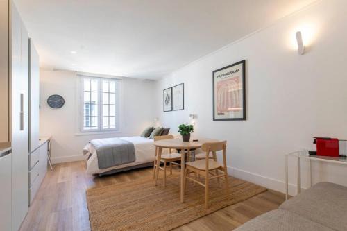 Downtown Santiago Apartamento | HOM I Studio a Estrenar en Edif Cultural de Santiago