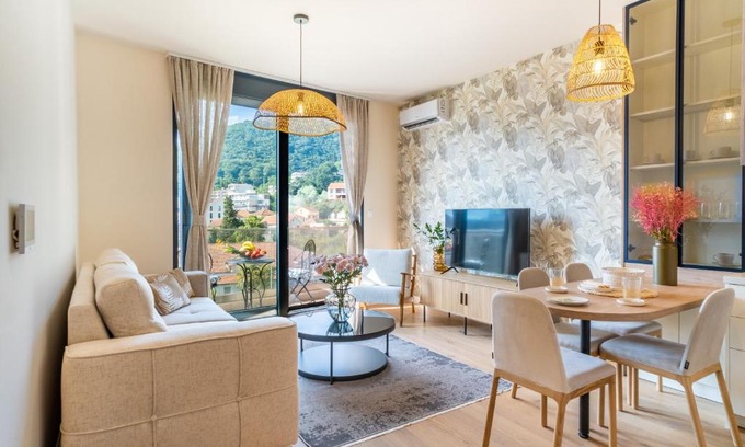 Tomicici Apartamento | Homa Luxury Apartments Tivat with seaview