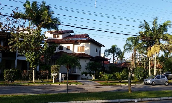 Jurere Internacional Casa | Inicio 04 suites Jurerê Internacional Siguiente Compras abiertas