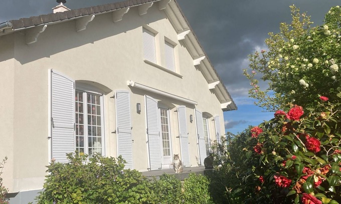 Noyers-Bocage Casa | Casa de familia 15 NM WEST OF CAEN