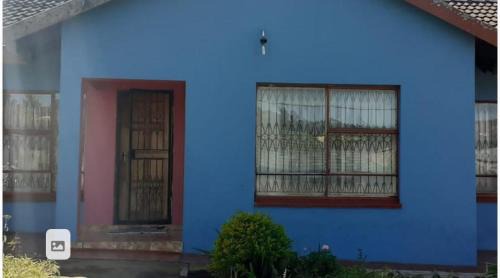 Kimberley Casa | home 2 home