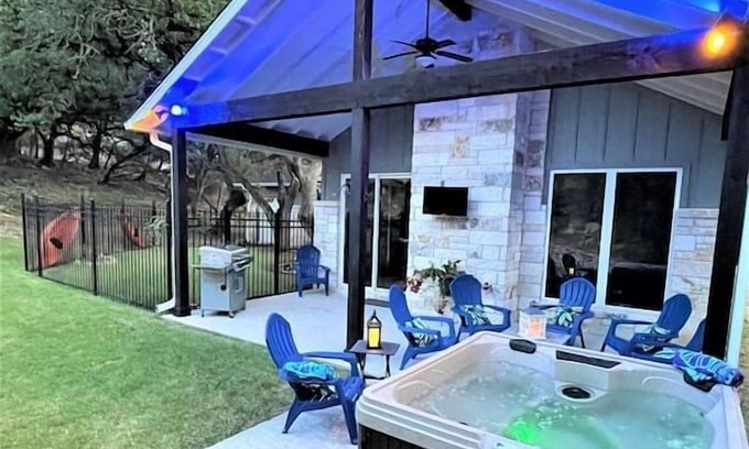Highland Lake Estates Casa | Home at Lake Travis w/ Hot Tub by Barclé Group