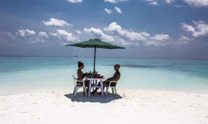 Hangnaameedhoo Casa | Home Away Beach Home in Maldives