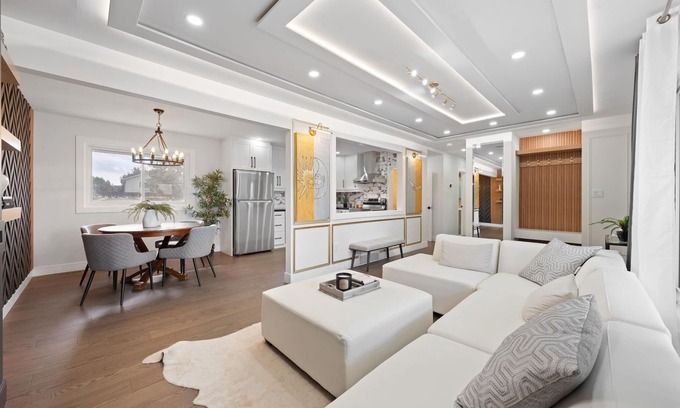 Niagara-on-the-Lake Casa | Home away from home, in the picturesque Niagara on the lake.