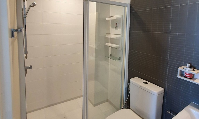 Bang Kho Condominio | Home away from home (5 mins walk to BTS)