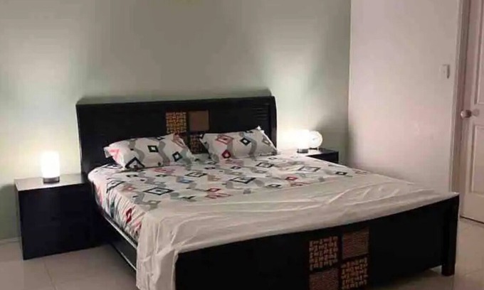 Calamvale Casa | Home away from Home