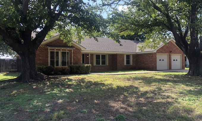 Abilene Casa | Home Away From Home- Close to Dyess & Mall