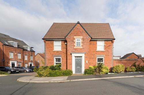 Birmingham Casa | Home away from Home French luxury in Birmingham