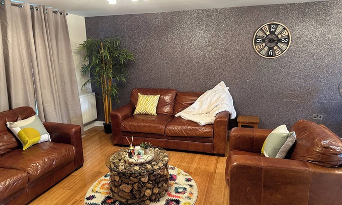 Whittington Apartamento | Home away from Home!