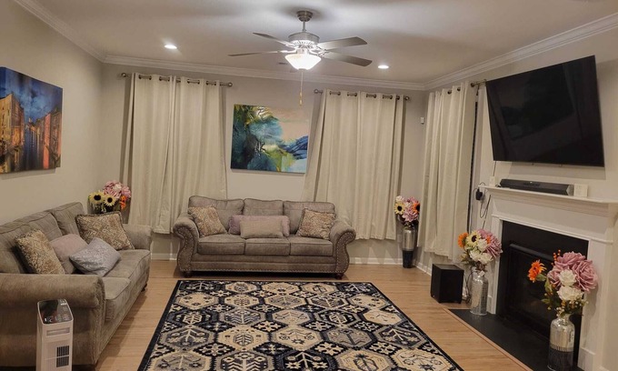 Greer Casa | Home away from home in luxury style