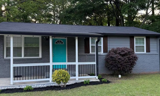 Church Street Casa | Home Away From Home…Just 8 Min From the Airport!