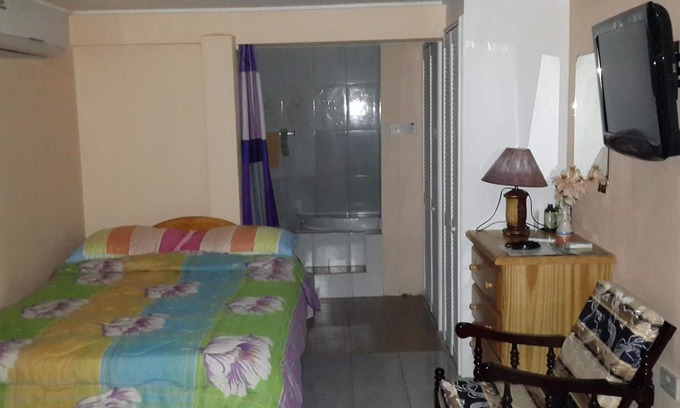 Arnos Vale Apartamento | Un hogar lejos del hogar alójate en SUNBURST Apartment
