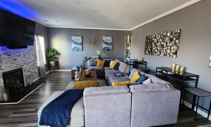 Fairburn Casa | Home Away From Home